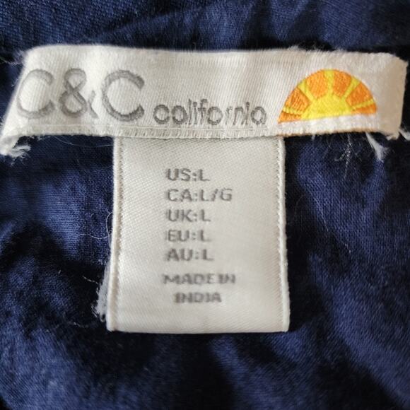 C & C California Women's Embroidered Sleeveless Tunic Large - Picture 6 of 7